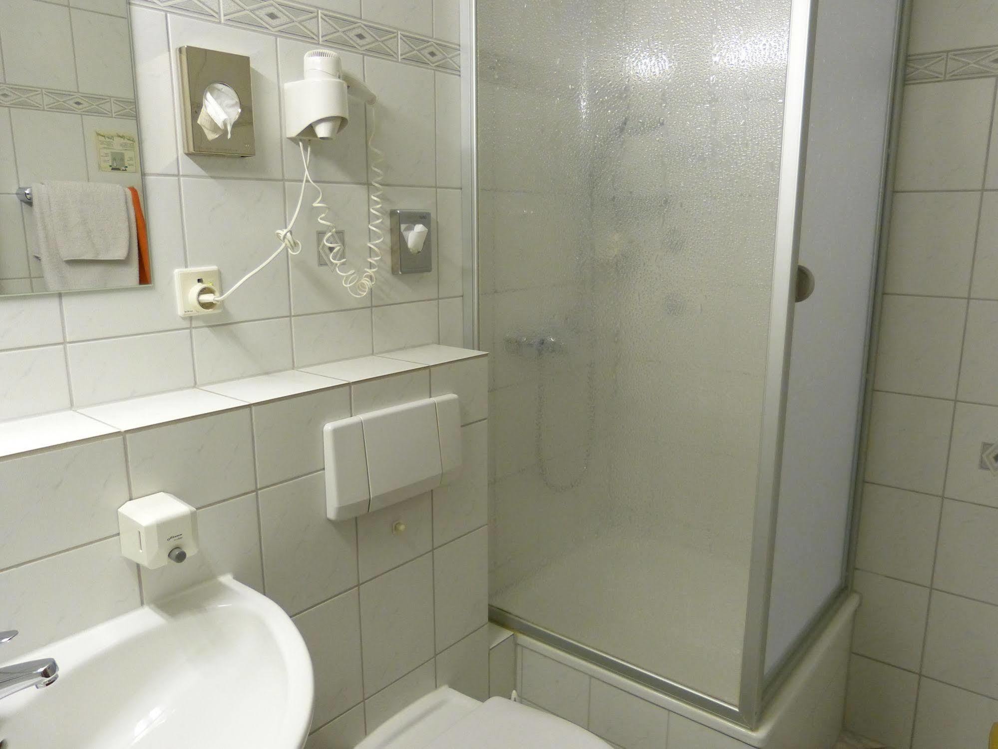 Hotel Wurms Düsseldorf Dış mekan fotoğraf
