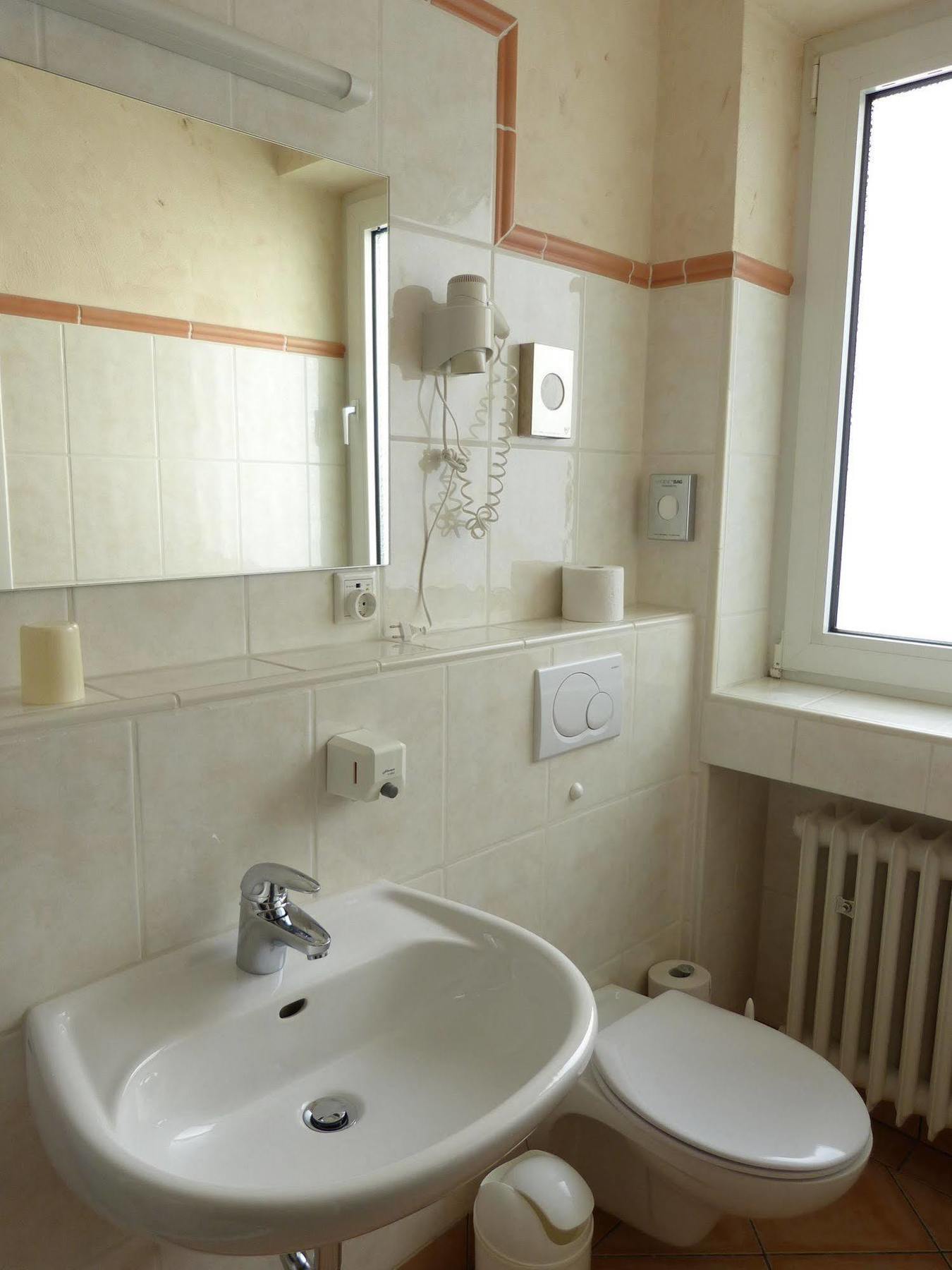 Hotel Wurms Düsseldorf Dış mekan fotoğraf