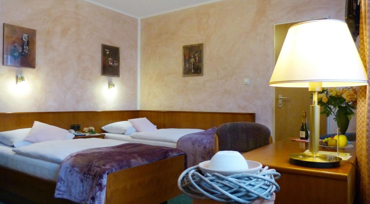 Hotel Wurms Düsseldorf Dış mekan fotoğraf